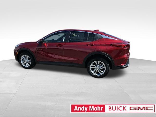 new 2025 Buick Envista car, priced at $24,072