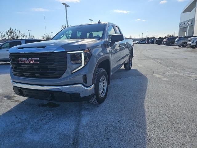 new 2025 GMC Sierra 1500 car, priced at $46,887