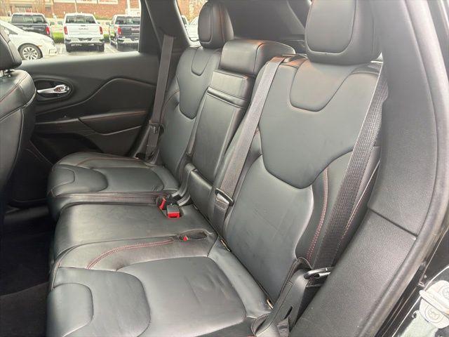 used 2014 Jeep Cherokee car, priced at $4,889