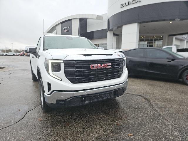 new 2025 GMC Sierra 1500 car, priced at $42,895