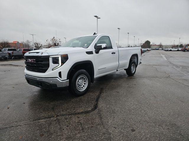 new 2025 GMC Sierra 1500 car, priced at $39,711