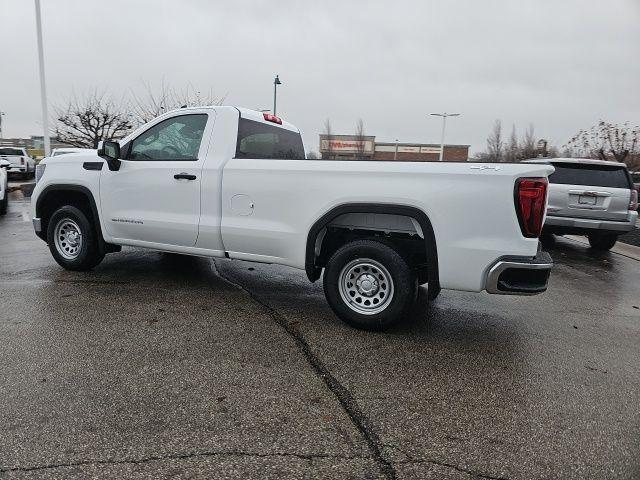 new 2025 GMC Sierra 1500 car, priced at $39,711