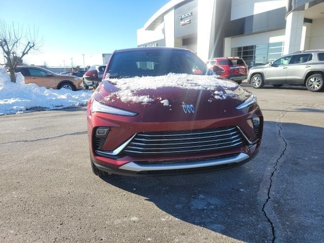 new 2025 Buick Envista car, priced at $25,254