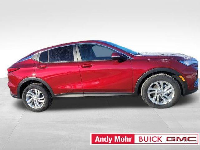 new 2025 Buick Envista car, priced at $24,299