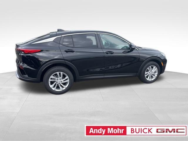 new 2025 Buick Envista car, priced at $25,981