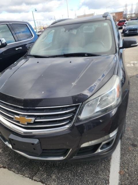 used 2014 Chevrolet Traverse car, priced at $6,000