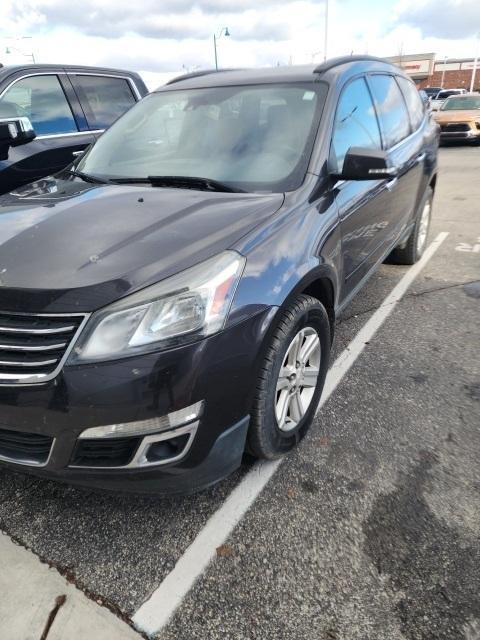 used 2014 Chevrolet Traverse car, priced at $6,000