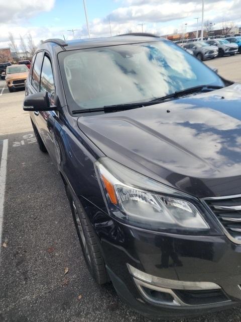 used 2014 Chevrolet Traverse car, priced at $6,000