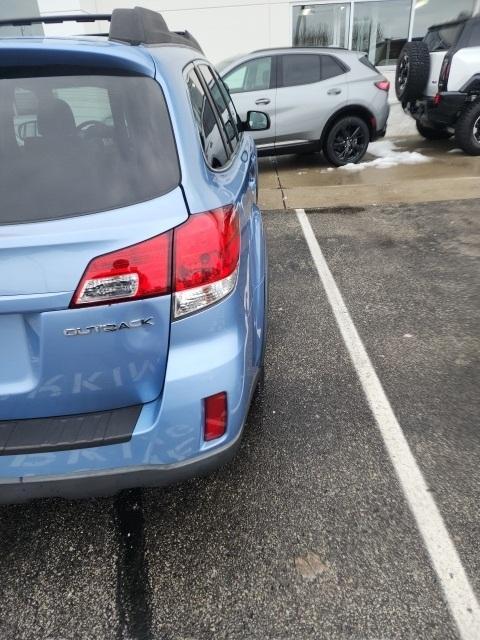 used 2010 Subaru Outback car, priced at $6,280