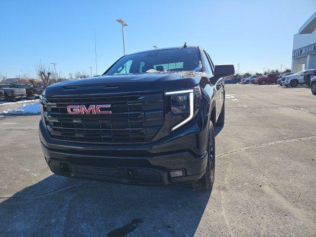 new 2025 GMC Sierra 1500 car, priced at $50,123