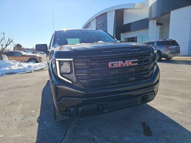 new 2025 GMC Sierra 1500 car, priced at $50,123