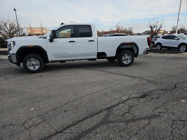 new 2025 GMC Sierra 2500 car, priced at $46,272