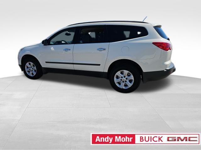 used 2011 Chevrolet Traverse car, priced at $3,998