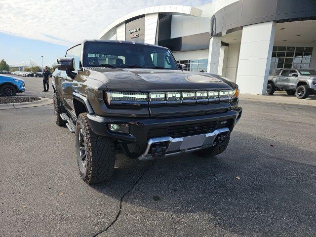 new 2025 GMC HUMMER EV Pickup car, priced at $126,405