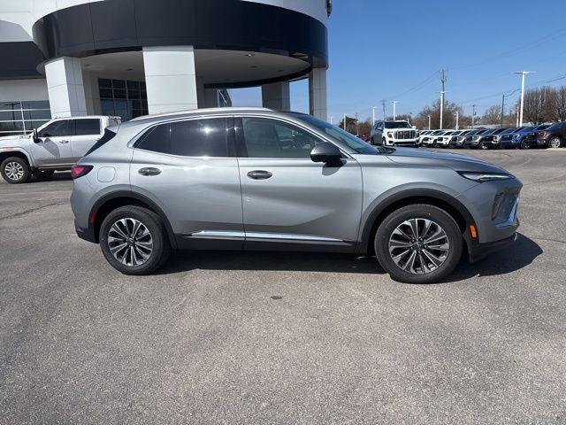 new 2025 Buick Envision car, priced at $33,766