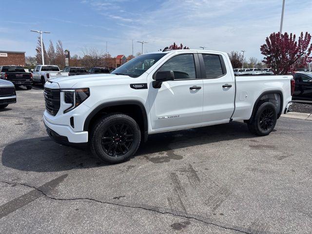 new 2025 GMC Sierra 1500 car, priced at $41,977