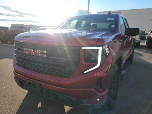 used 2022 GMC Sierra 1500 car, priced at $40,500