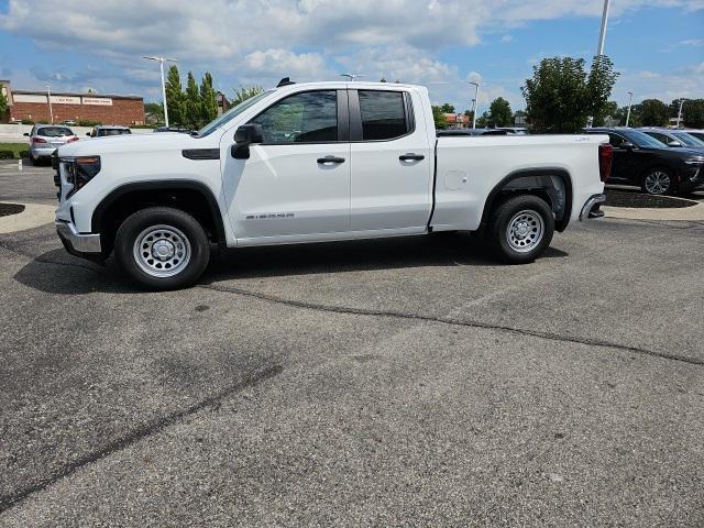 new 2024 GMC Sierra 1500 car, priced at $42,355