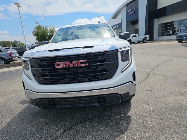 new 2024 GMC Sierra 1500 car, priced at $42,355