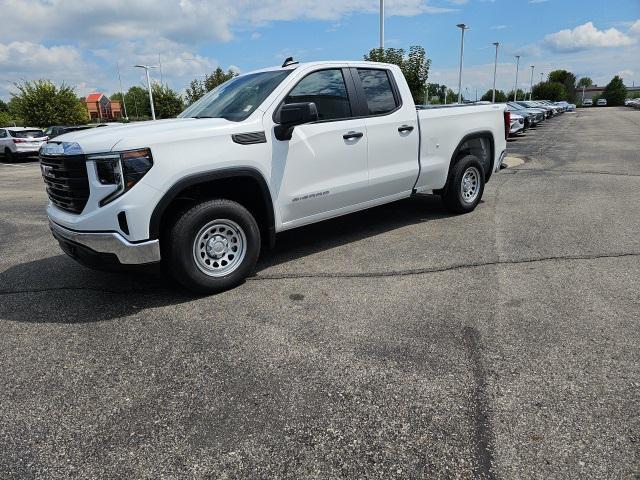 new 2024 GMC Sierra 1500 car, priced at $42,355