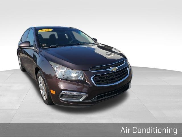 used 2015 Chevrolet Cruze car, priced at $8,200