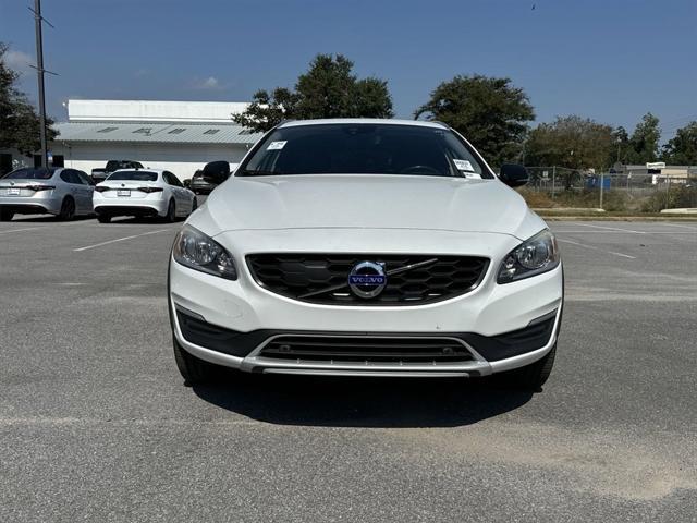 used 2018 Volvo V60 Cross Country car, priced at $20,595