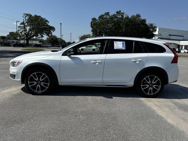 used 2018 Volvo V60 Cross Country car, priced at $20,595