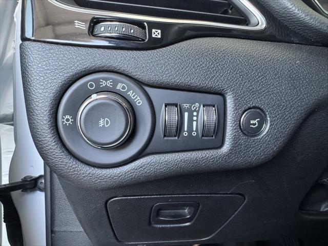 used 2023 Jeep Cherokee car, priced at $23,595