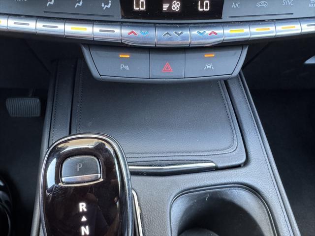 used 2023 Cadillac XT4 car, priced at $25,992