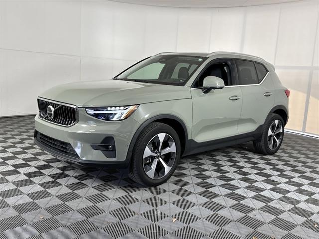 used 2023 Volvo XC40 car, priced at $30,133