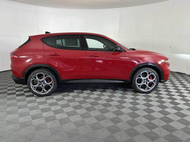 new 2024 Alfa Romeo Tonale car, priced at $52,772