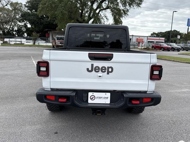 used 2020 Jeep Gladiator car, priced at $35,219