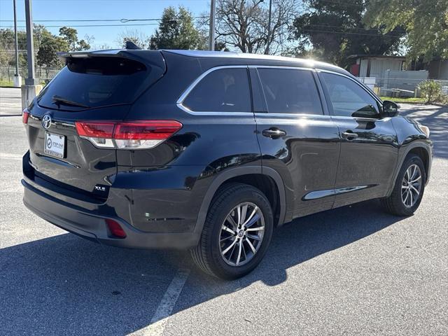 used 2018 Toyota Highlander car, priced at $23,132