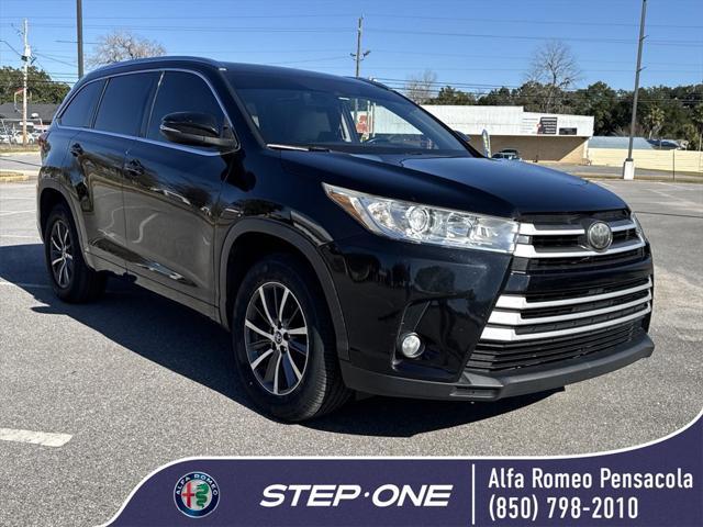 used 2018 Toyota Highlander car, priced at $23,132