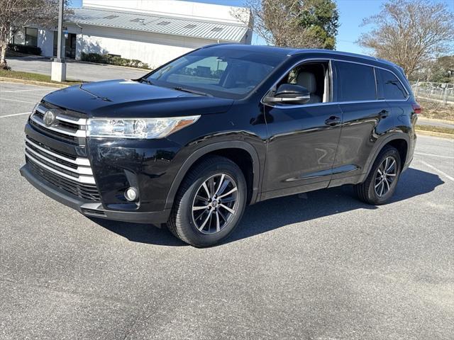 used 2018 Toyota Highlander car, priced at $23,132