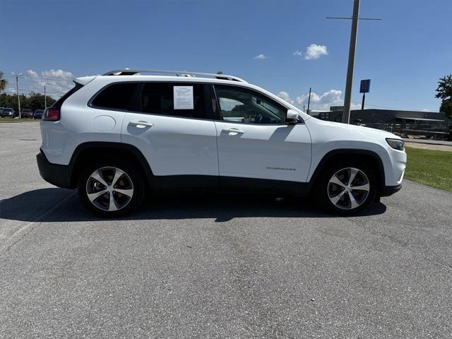 used 2019 Jeep Cherokee car, priced at $17,194