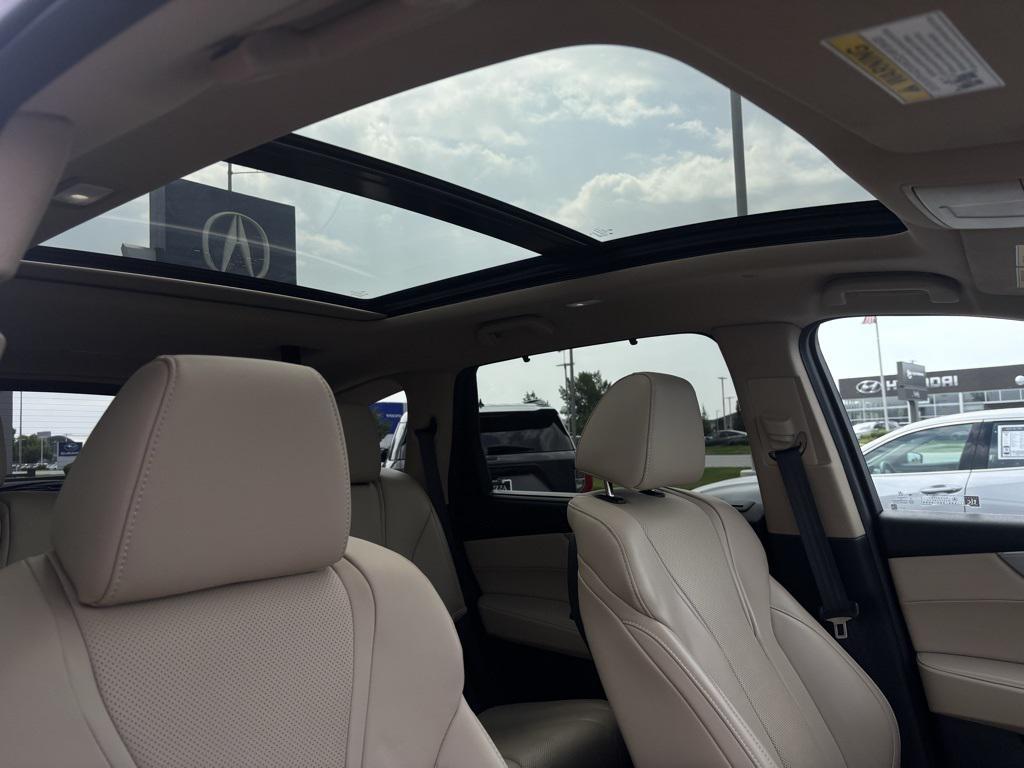 used 2023 Acura MDX car, priced at $43,890