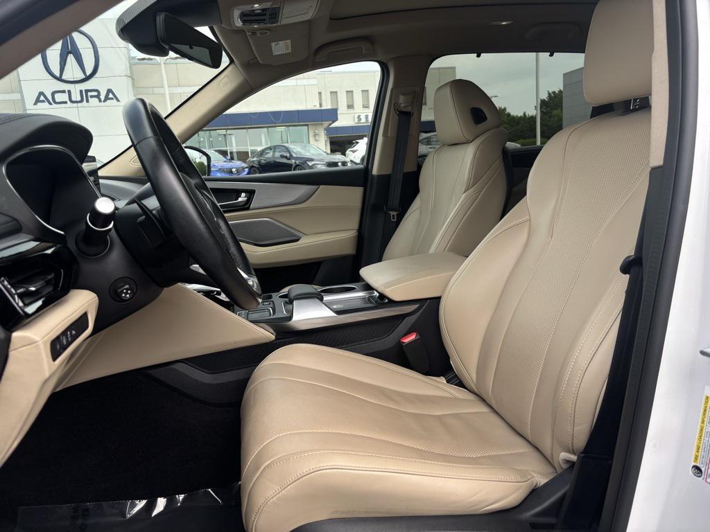 used 2023 Acura MDX car, priced at $43,890