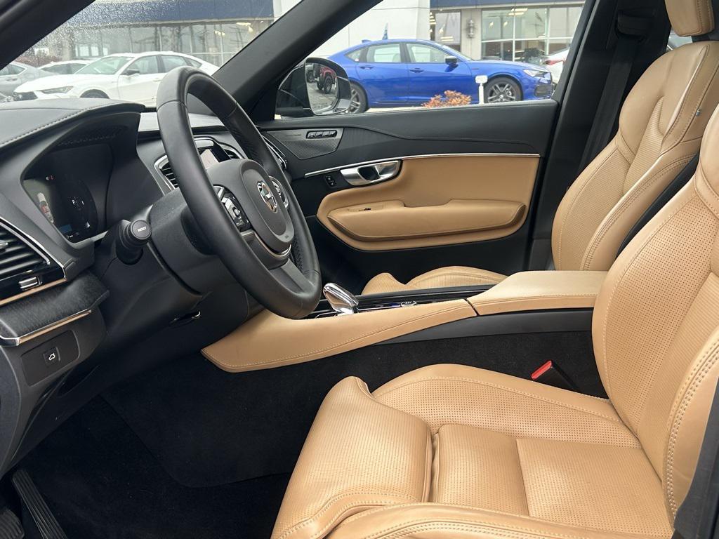 used 2023 Volvo XC90 car