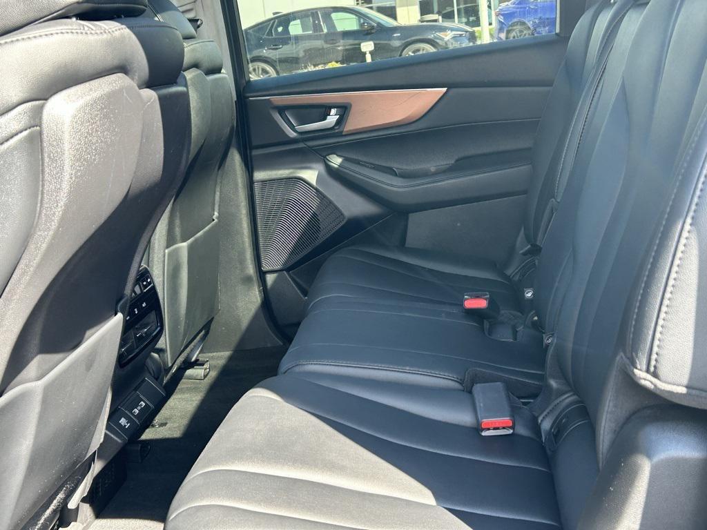 used 2022 Acura MDX car, priced at $31,990