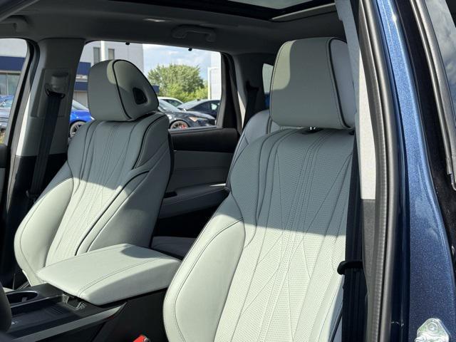 new 2025 Acura MDX car, priced at $63,539