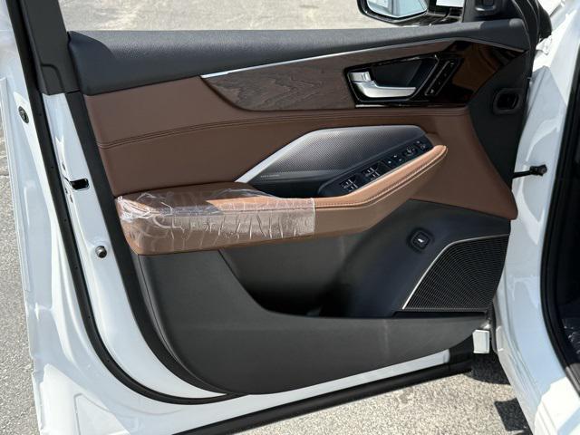 new 2025 Acura MDX car, priced at $68,250