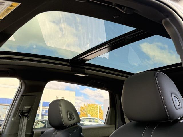 new 2025 Acura RDX car, priced at $46,850