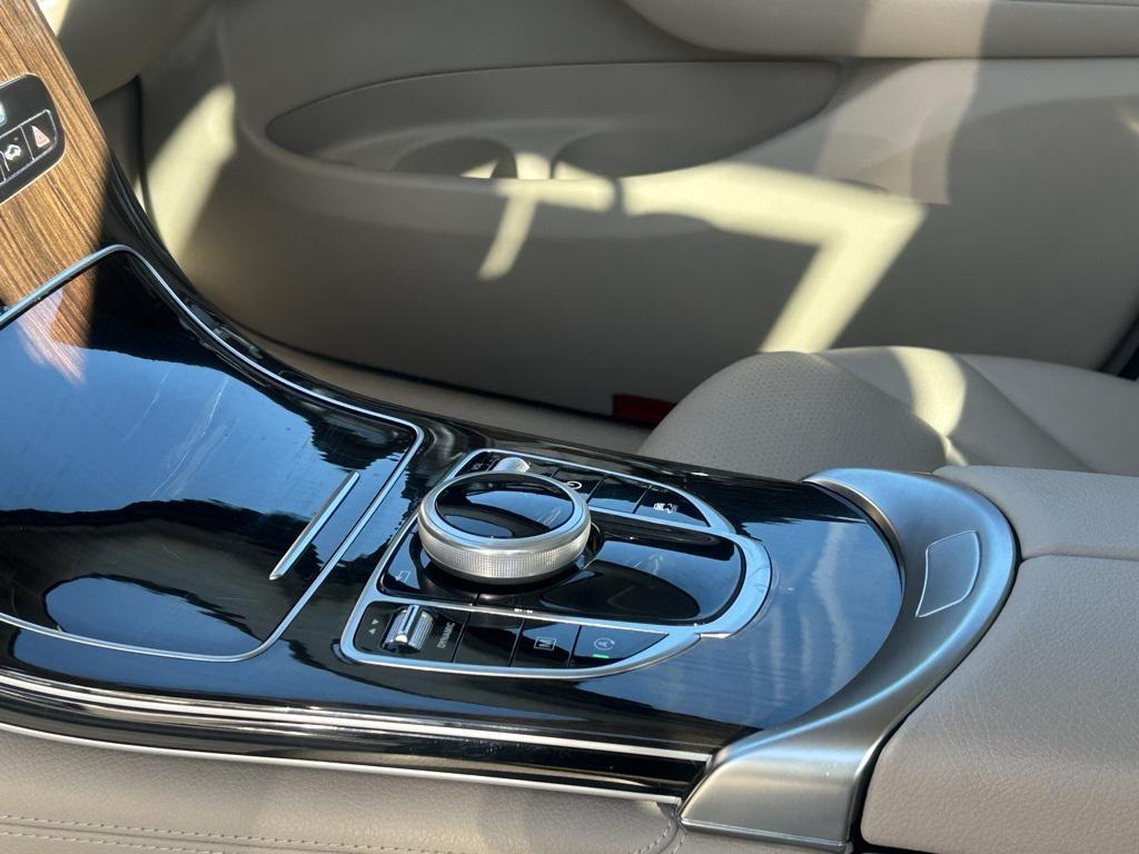 used 2018 Mercedes-Benz GLC 300 car