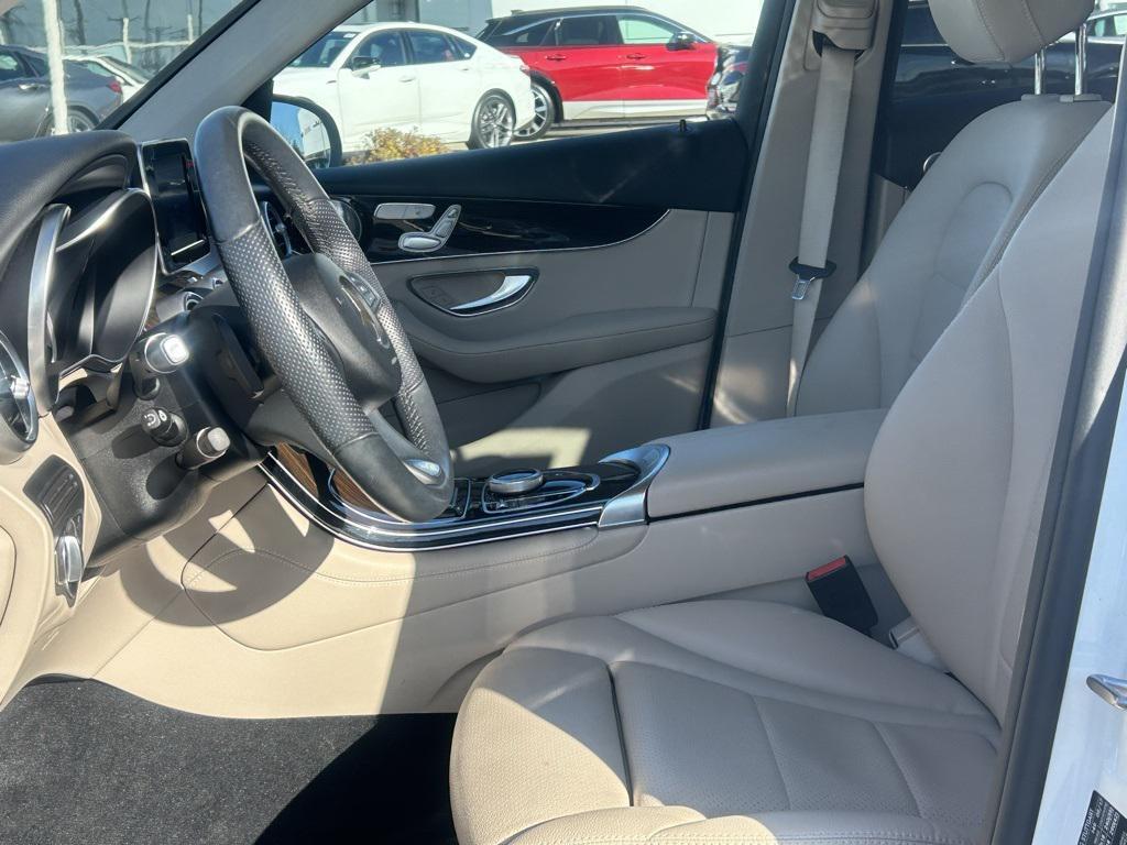 used 2018 Mercedes-Benz GLC 300 car