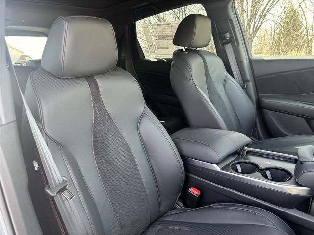 new 2025 Acura RDX car, priced at $52,250