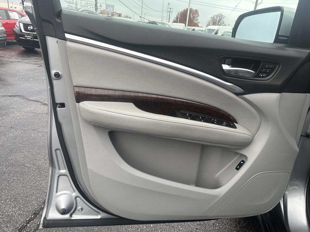 used 2019 Acura MDX car, priced at $26,490