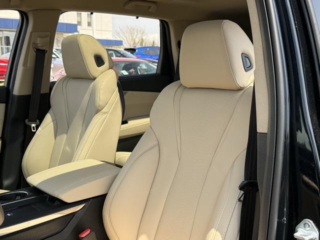 new 2025 Acura MDX car, priced at $60,750