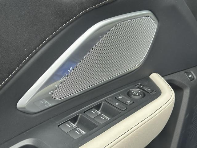 used 2025 Acura RDX car
