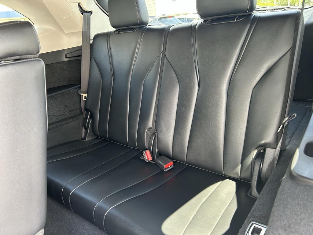 used 2023 Acura MDX car, priced at $41,990